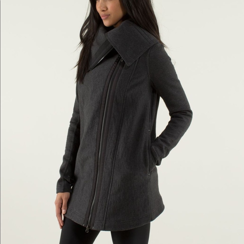 Lululemon Virasana Blanket Wrap